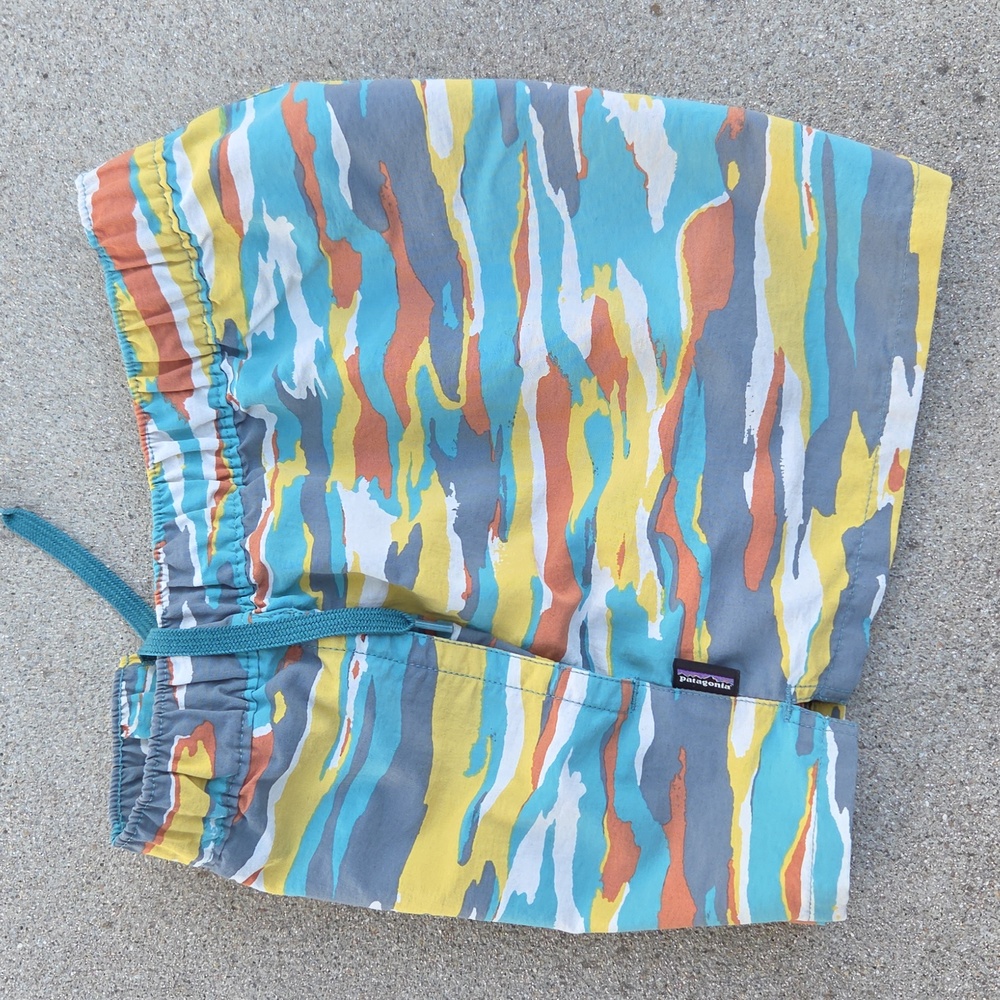GUC Patagonia Barely Baggies Shorts